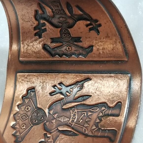 Vintage copper Kachina dancer cuff bracelet 1.1422 - Picture 10 of 13